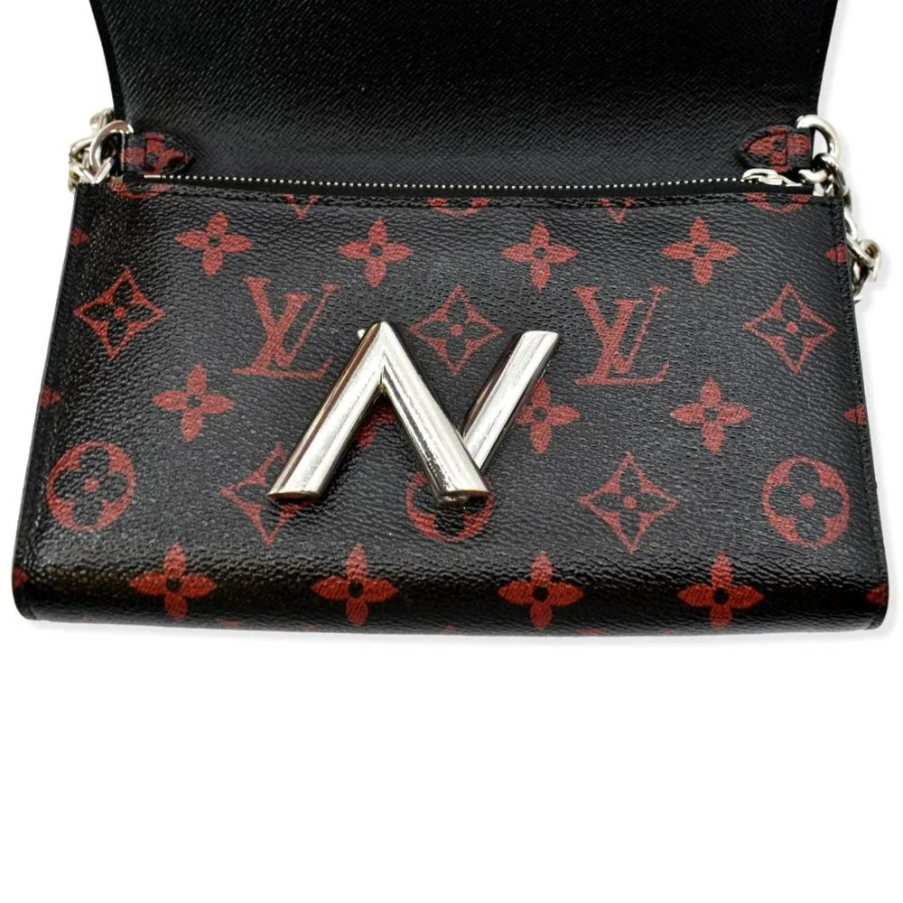 LOUIS VUITTON Monogram Palm Twist Chain Wallet White - Picture 10 of 13
